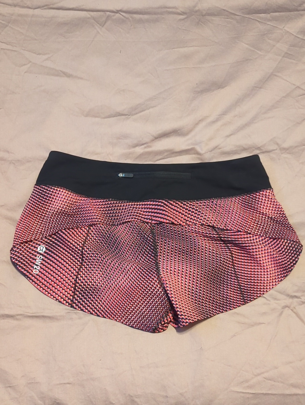 Women’s Lululemon Seawheeze Speed Shorts- Pink/Black Size 6